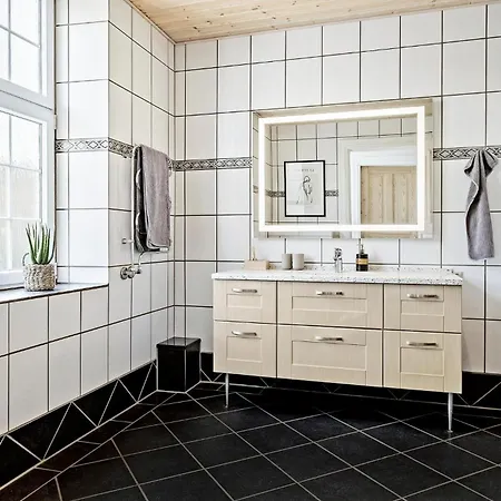 Feriehus Amazing In With Kitchen *