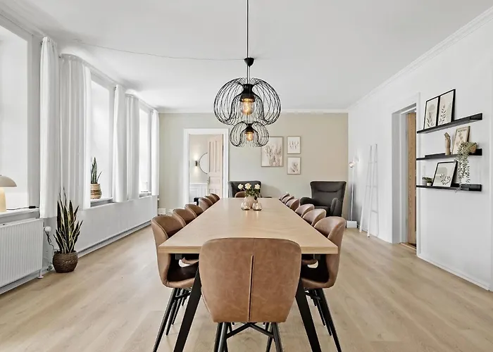 Holiday home Amazing In With Kitchen *